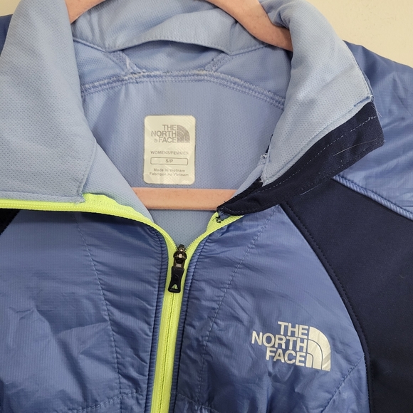 The north face lightweight puffer jacket S - Picture 3 of 4